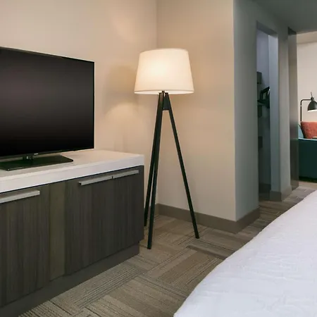 Hilton Garden Inn Iowa City Downtown University-3